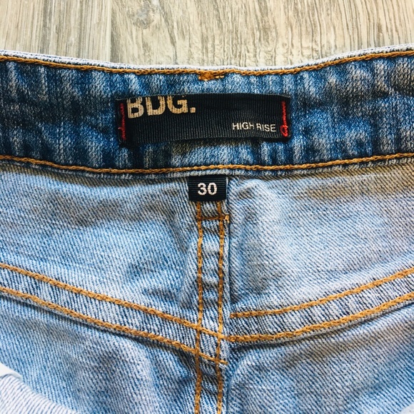 BDG High-waisted Shorts - Picture 3 of 3